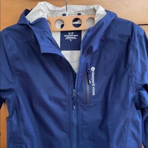 Vineyard Vines boys size L Rain Jacket Like New